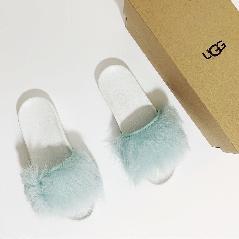 New UGG Royale Treadlite white baby blue lamb fur open toe slides sandals size 7
